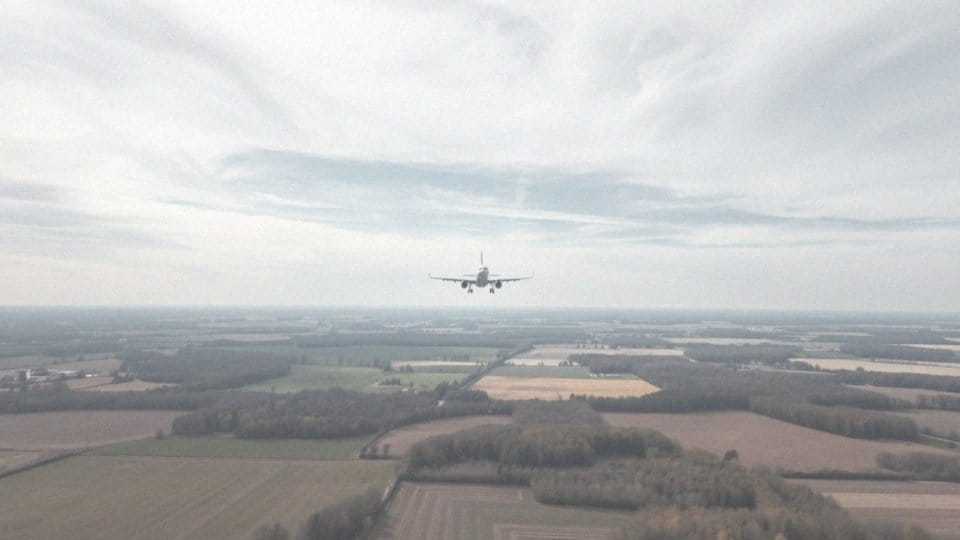 Co to jest wiatr w plecy i jak wpływa na czas lotu?