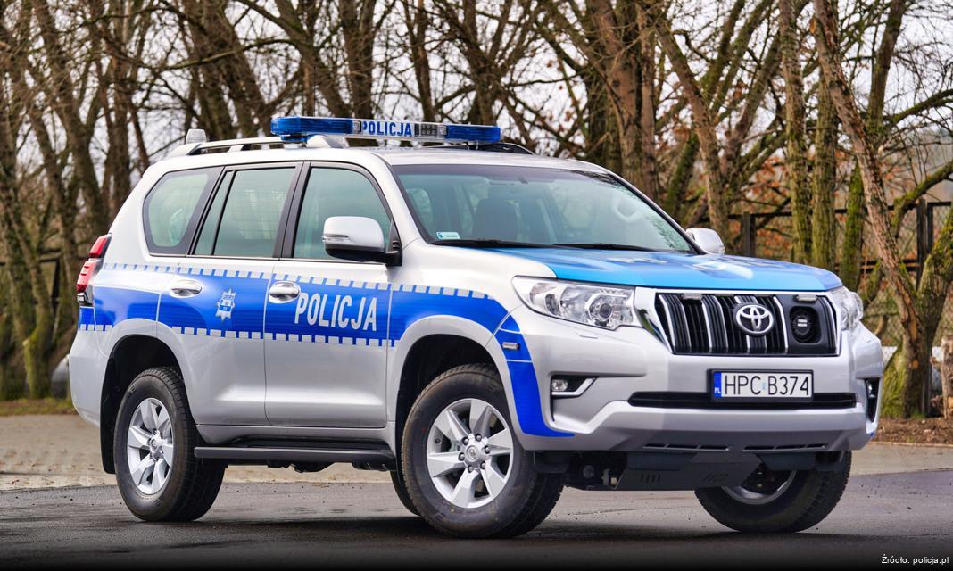 Interwencja policji w Kędzierzynie-Koźlu: nietrzeźwa kobieta fałszywie wezwała pomoc